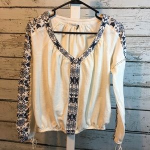 Anthropologie Akemi & Kin Boho Style Shirt Small